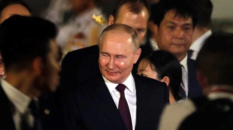 Putin stigao u Vijetnam. Reagirao SAD